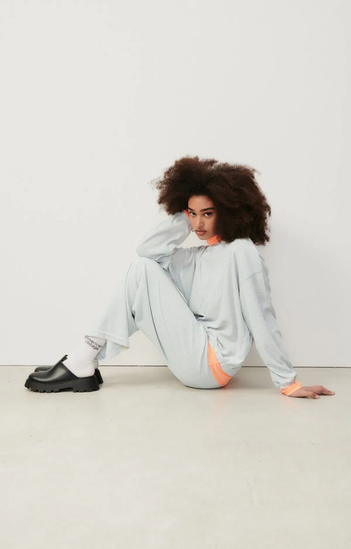 Damen American Vintage |Damenjogginghose Ukoz Baby Blue Meliert