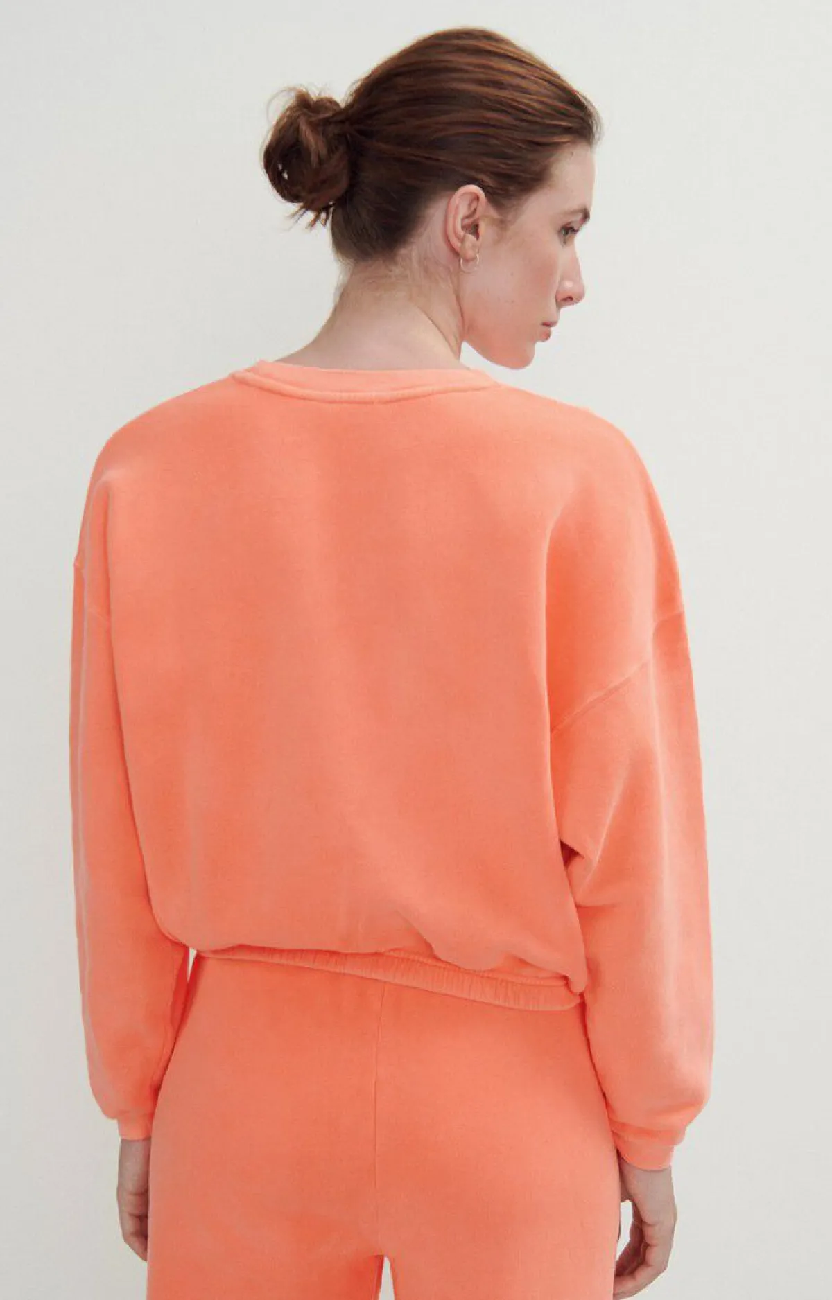 Damen American Vintage |Damensweatshirt Izubird Leuchtendes Orange